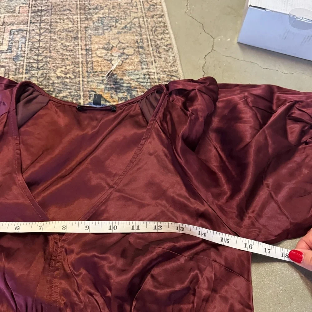 NWT Madewell Shirred Puff-Sleeve Top in Satin
